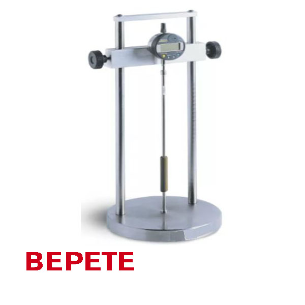 Digital shrinkage measuring device with digital dial gauge EN 12617-4